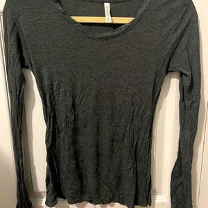 gray long sleeve